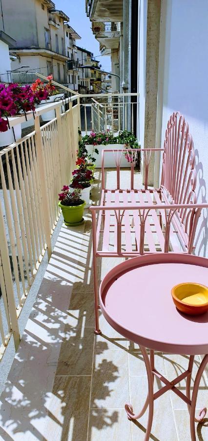 Angela'S Apartment. Elegant Two Bedroom House In Irsina 외부 사진