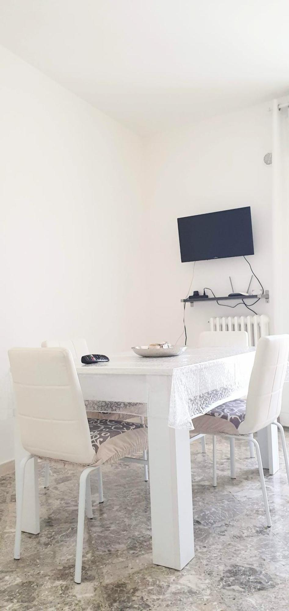 Angela'S Apartment. Elegant Two Bedroom House In Irsina 외부 사진